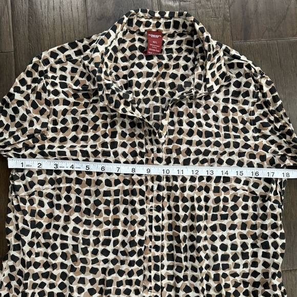 Olsen Button Down Long Sleeve - Picture 9 of 11